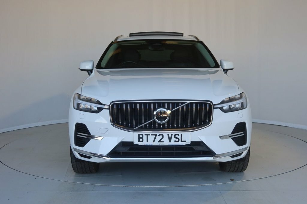 Volvo XC60 2L Ultimate Bright BT72VSL White #6