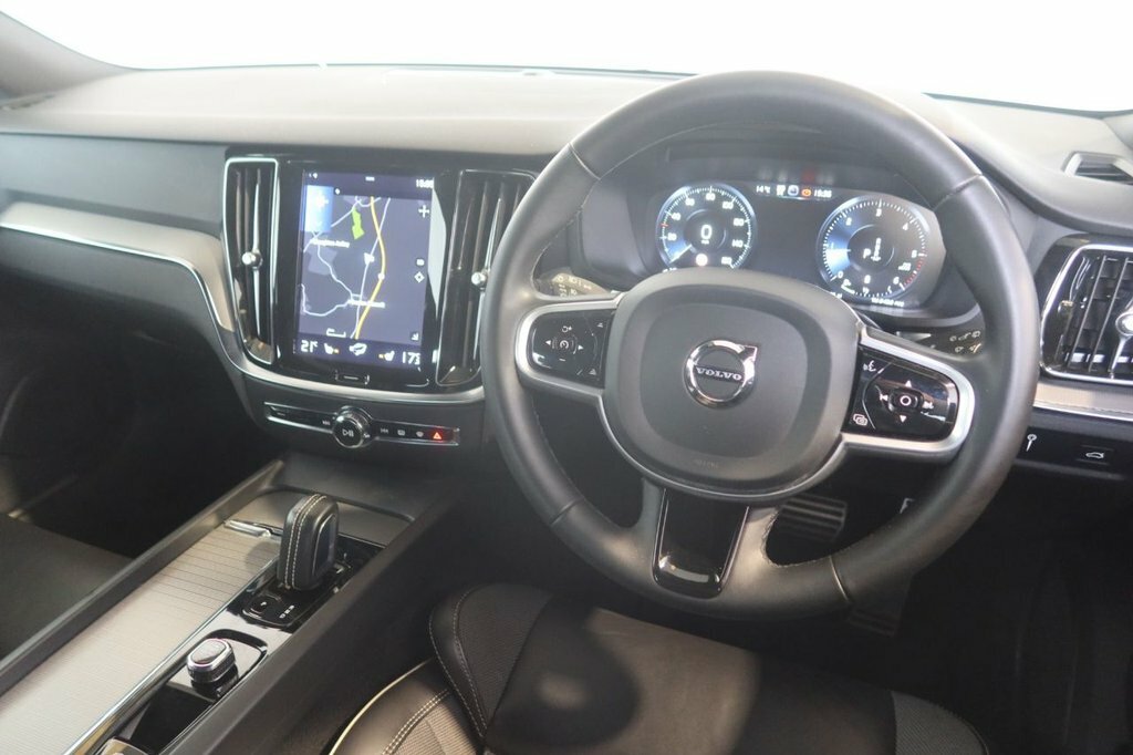 Volvo V60 2L R-design YY71XCU Blue #4