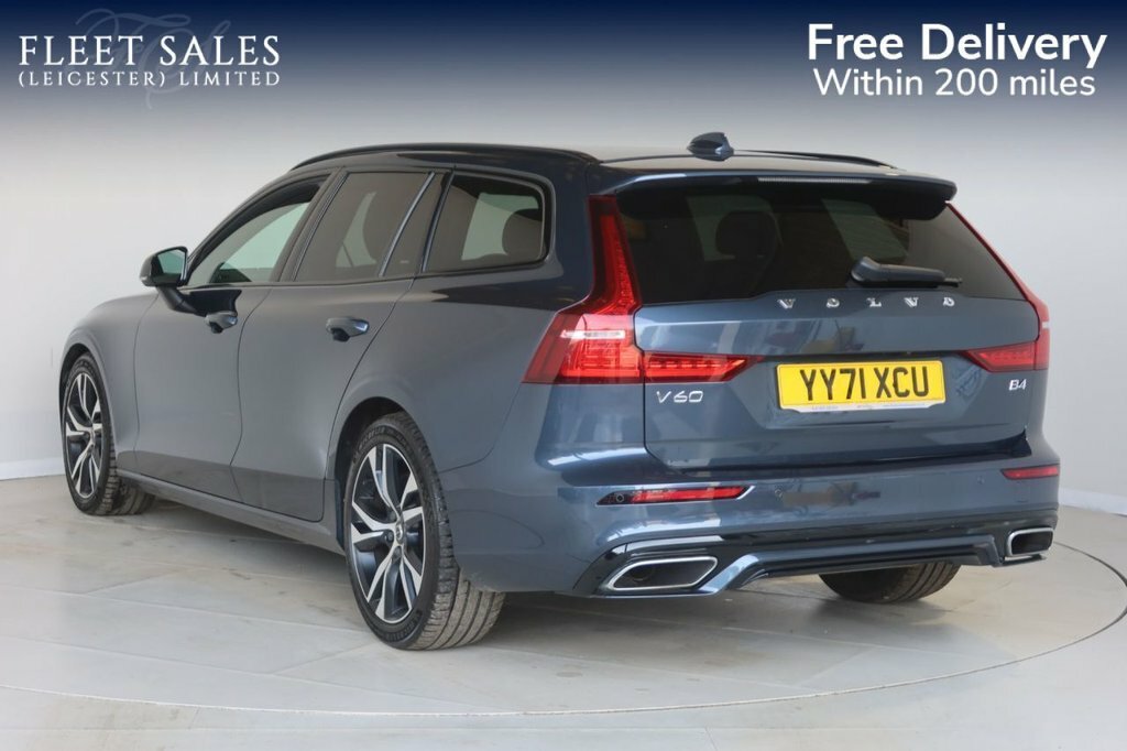 Volvo V60 2L R-design YY71XCU Blue #3
