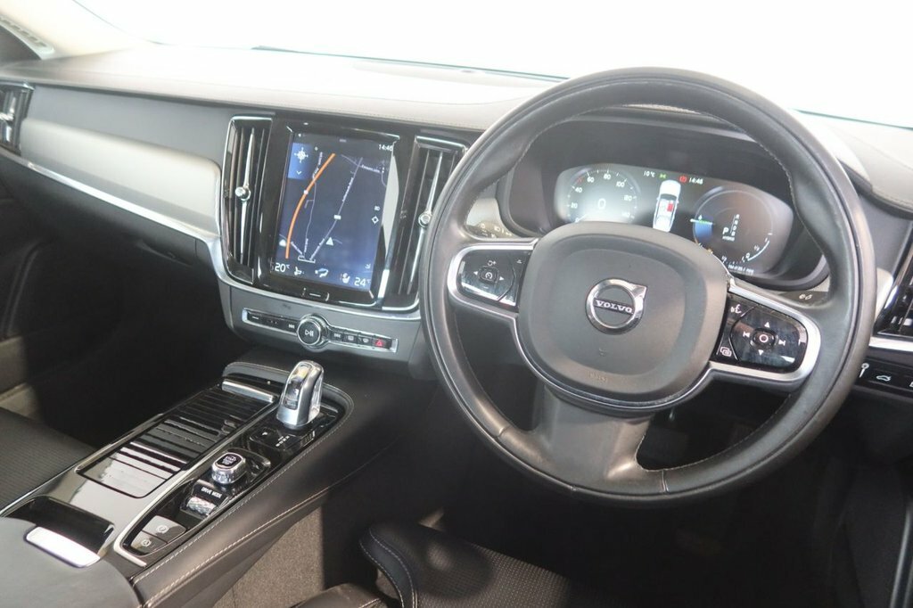 Volvo S90 2L Inscription Pro DX68NTK Silver #4