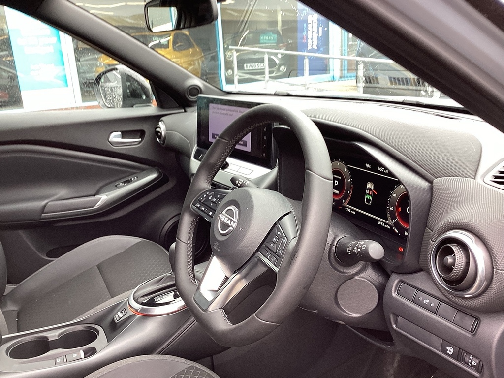 Nissan Juke Dig-t N-connecta SV25ZGW Grey #6
