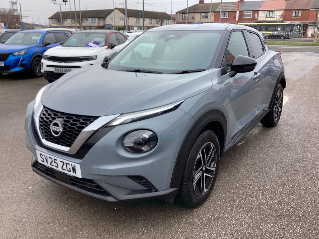 Nissan Juke Dig-t N-connecta SV25ZGW Grey #5