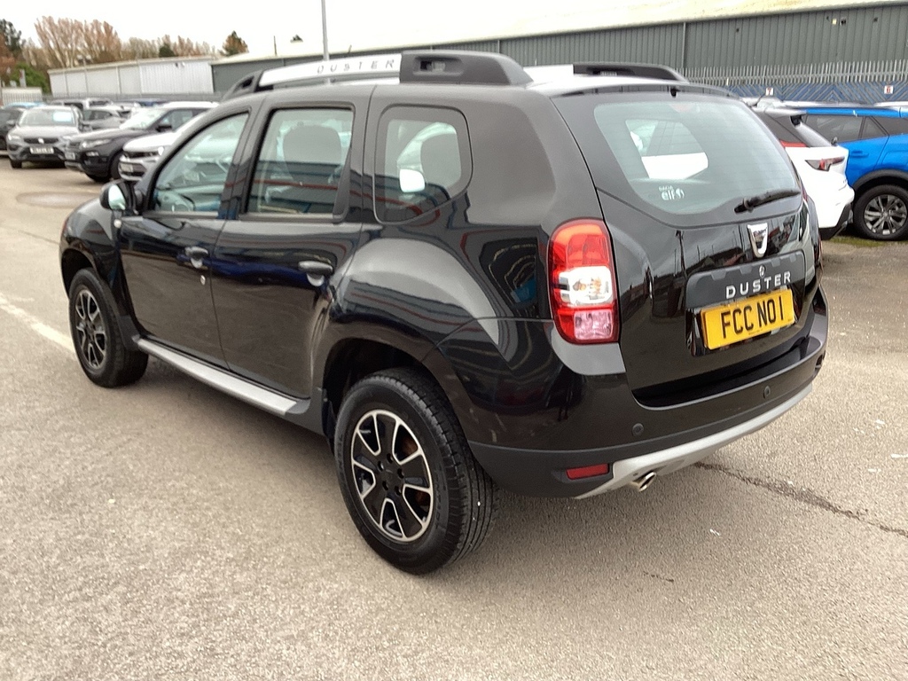 Dacia Duster Dci Prestige Black #2