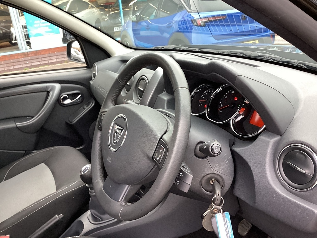 Dacia Duster Dci Prestige Black #6