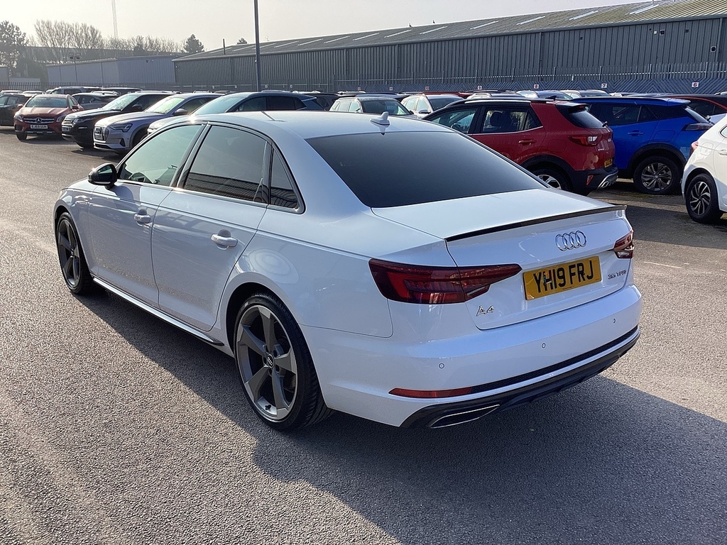 Audi A4 Tfsi Black Edition YH19FRJ White #2