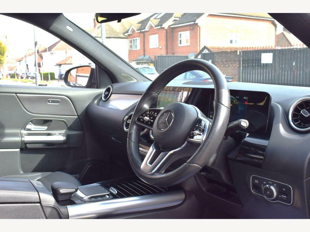 Mercedes-Benz GLA Class 1.3 Gla200 Sport 7G-dct Euro 6 S S Grey #5