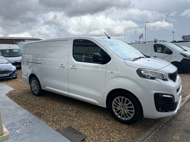 Peugeot Expert Bluehdi 1000 Asphalt Premium MK73ZNJ White #4