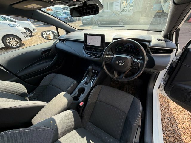 Toyota Corolla Vvt-h Car Derived Van White