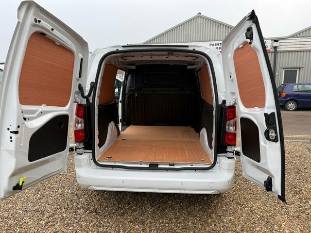 Vauxhall Combo Turbo D 2300 Pro DL73LRX White #4