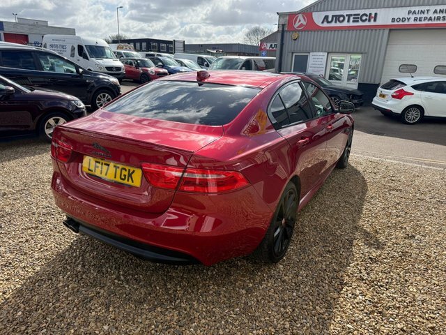 Jaguar XE R-sport Saloon Red