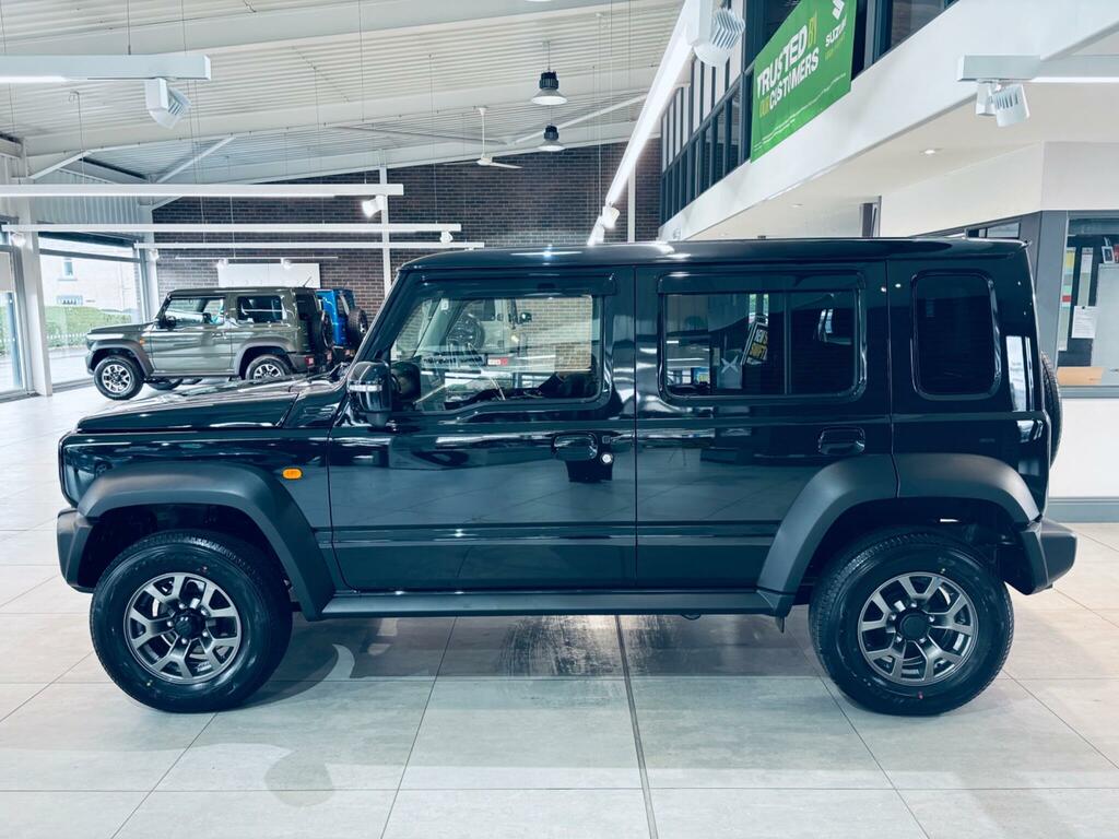 Suzuki Jimny 1.5 Sz5 Suv Allgrip Euro 6 101 Ps Black #4
