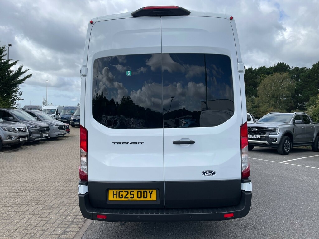 Ford Transit Custom 2.0 Ecoblue 130Ps H3 17 Seater Trend Nav HG25ODY White #6