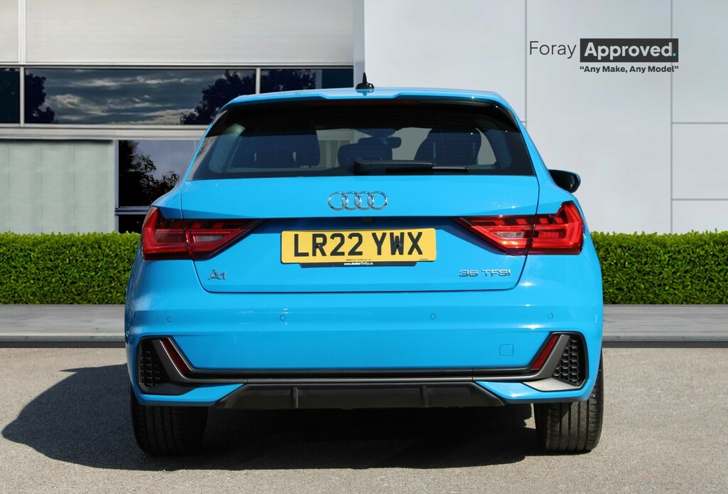 Audi A1 35 Tfsi S Line S Tronic LR22YWX Blue #5