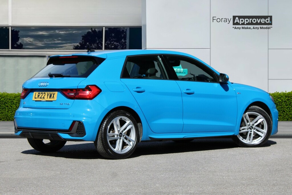 Audi A1 35 Tfsi S Line S Tronic LR22YWX Blue #4