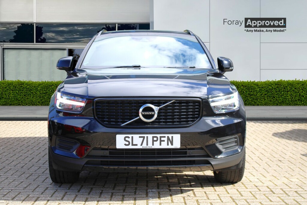 Volvo XC40 1.5 T4 Recharge Phev R Design SL71PFN Black #2