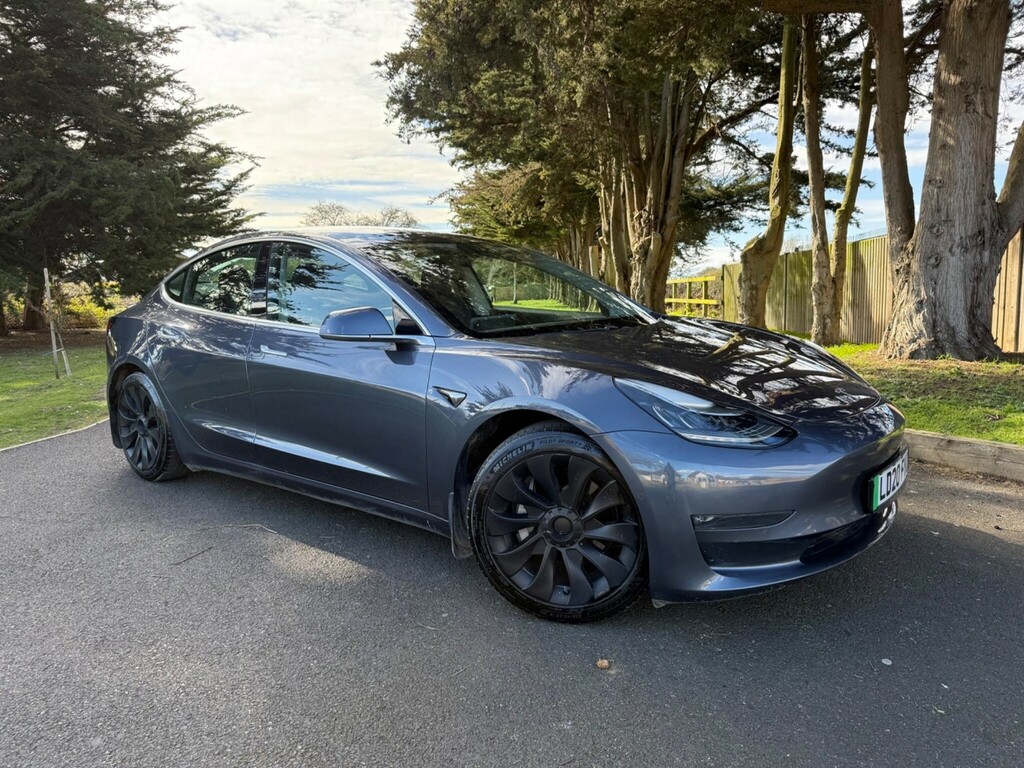 Tesla Model 3 Dual Motor Long Range 4Wde