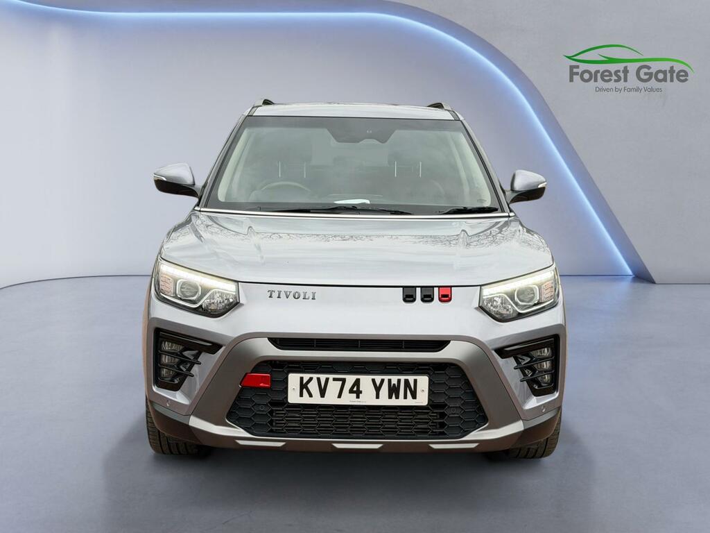 SsangYong Tivoli 1.5 K40 Suv Euro 6 Ss 163 Ps KV74YWN Silver #2