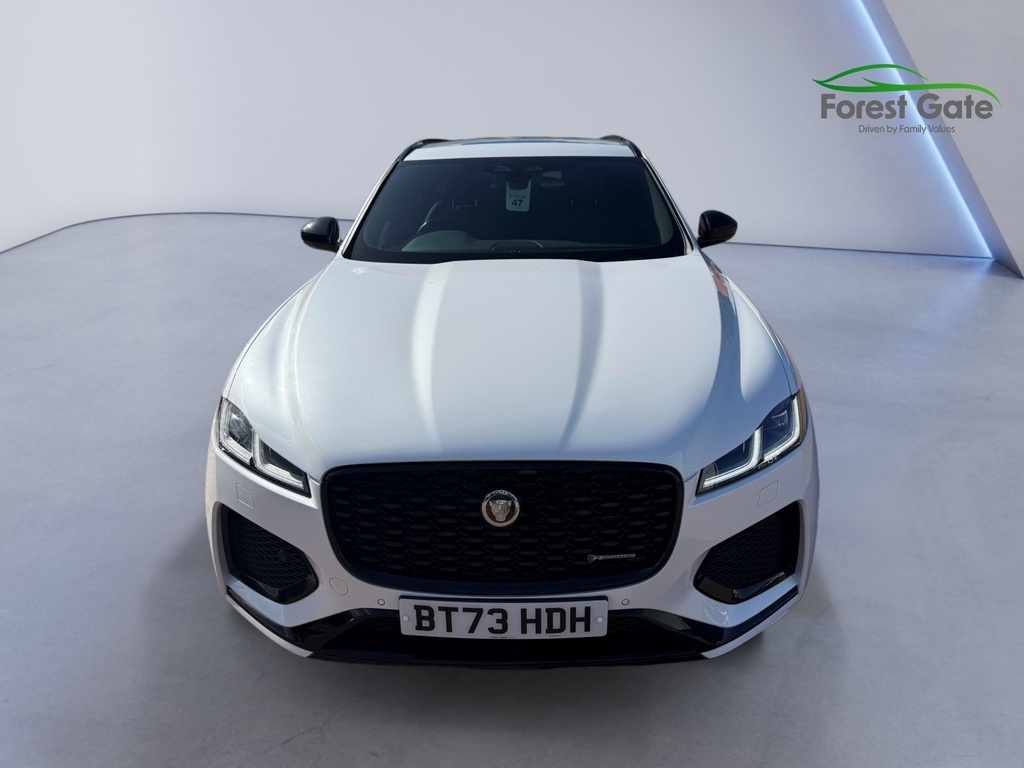 Jaguar F-Pace 2.0 D200 Mhev R-dynamic Se Black Suv Au BT73HDH White #6