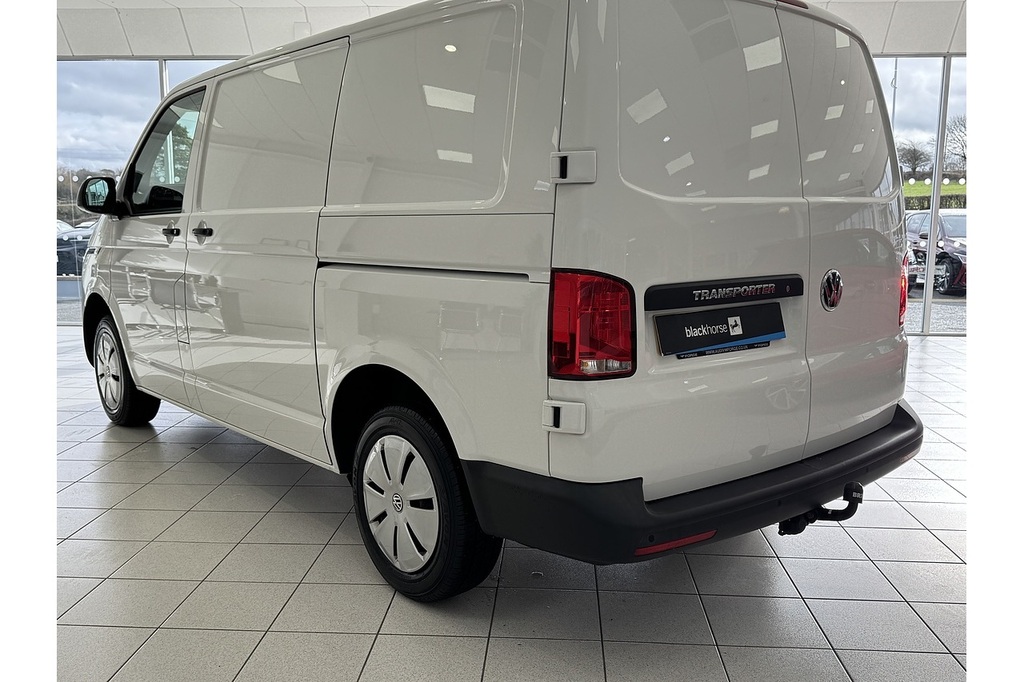 Volkswagen Transporter 2.0 Tdi T30 Startline Panel Van Fwd VA23DPU White #6