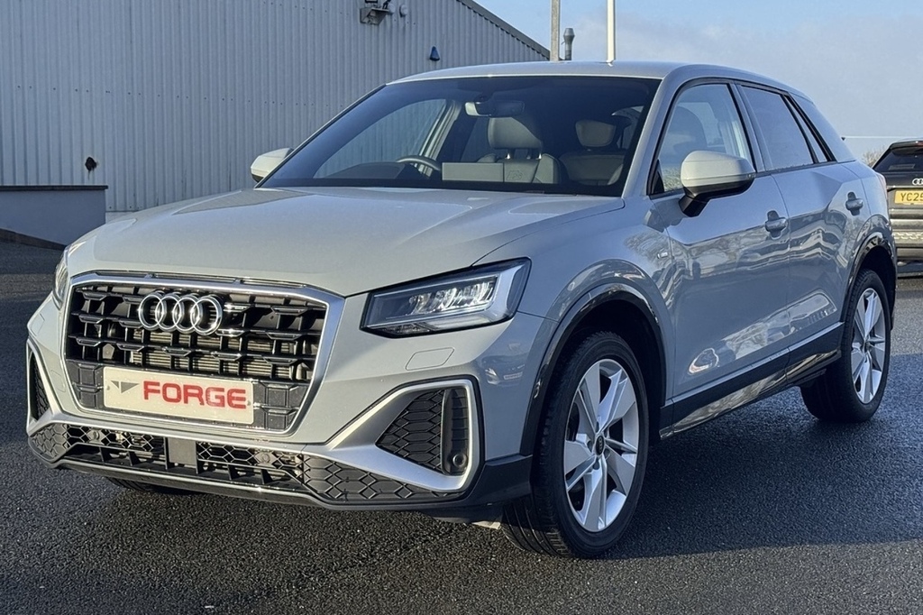 Audi Q2 1.5 Tfsi Cod 35 S Line Suv S Tronic 150 Ps DF73EYG Grey #3