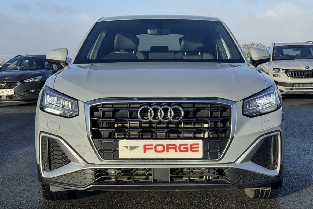 Audi Q2 1.5 Tfsi Cod 35 S Line Suv S Tronic 150 Ps DF73EYG Grey #2
