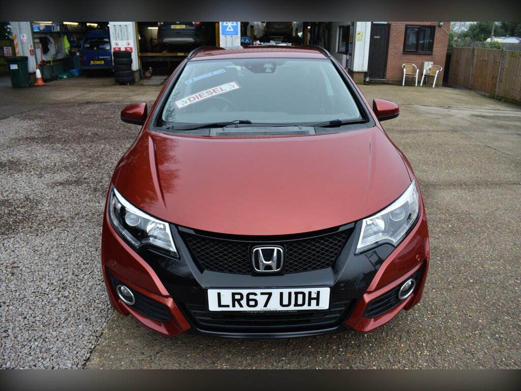 Honda Civic 1.6 I-dtec Se Plus Tourer Euro 5 LR67UDH Red #4