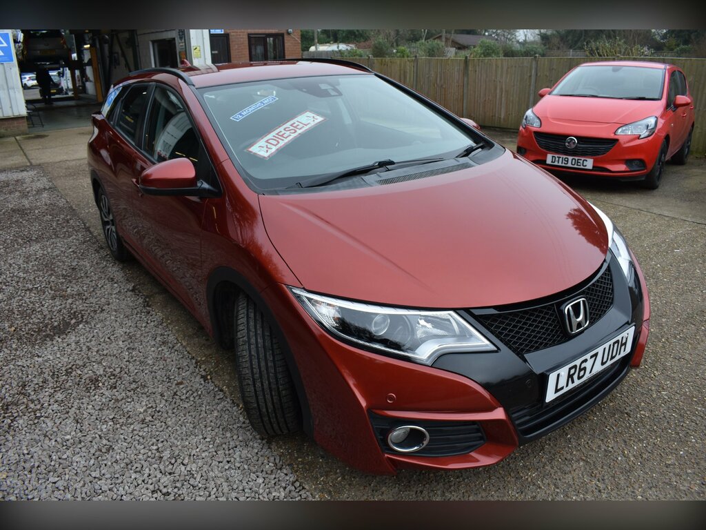 Honda Civic 1.6 I-dtec Se Plus Tourer Euro 5 LR67UDH Red #3