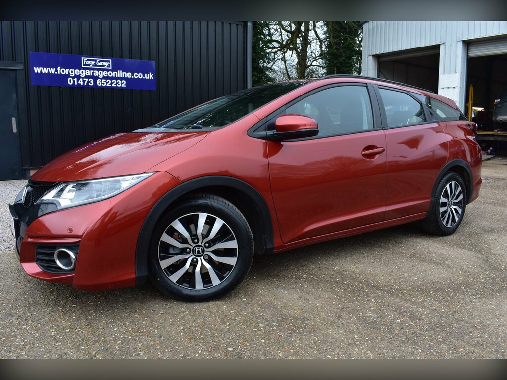 Honda Civic 1.6 I-dtec Se Plus Tourer Euro 5 Red