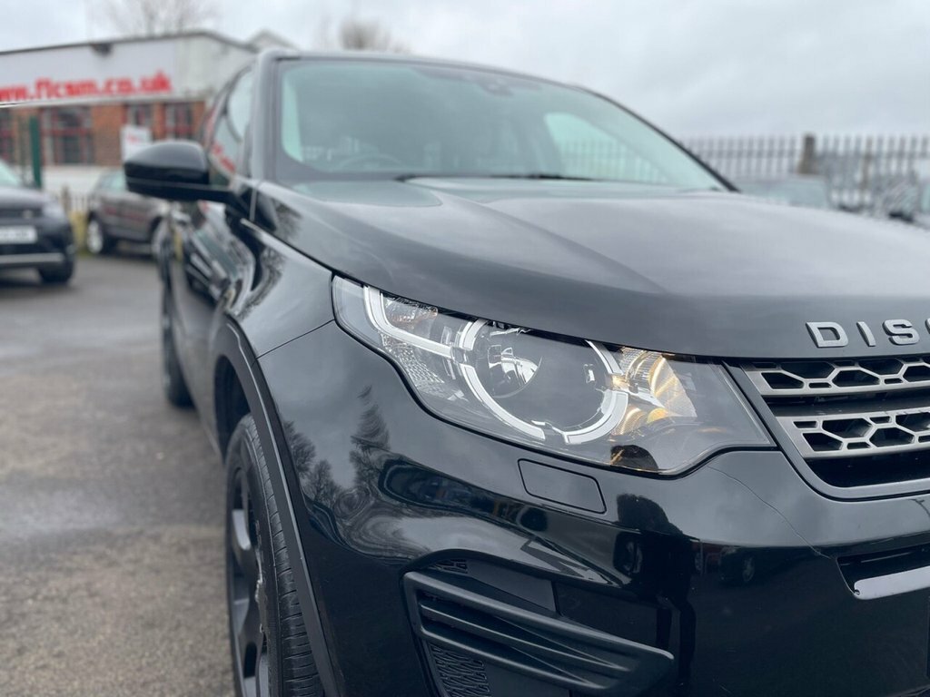 Land Rover Discovery Sport 2L Se MA18LUY Black #3