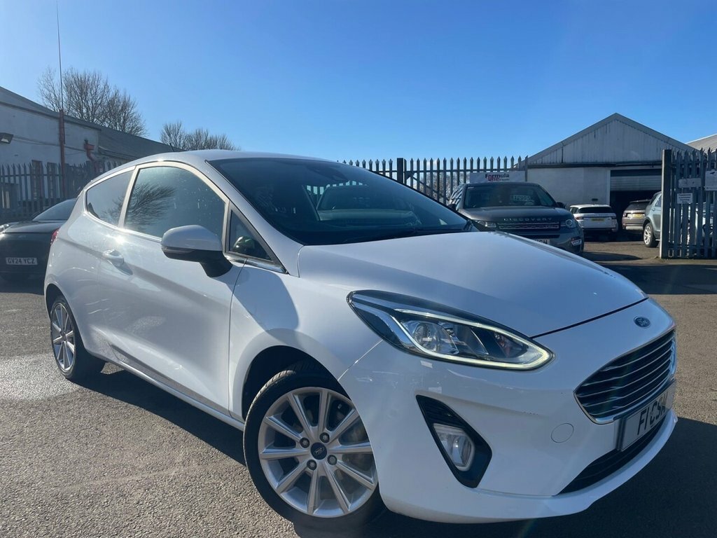 Ford Fiesta 1L Titanium SN67UYP White #2