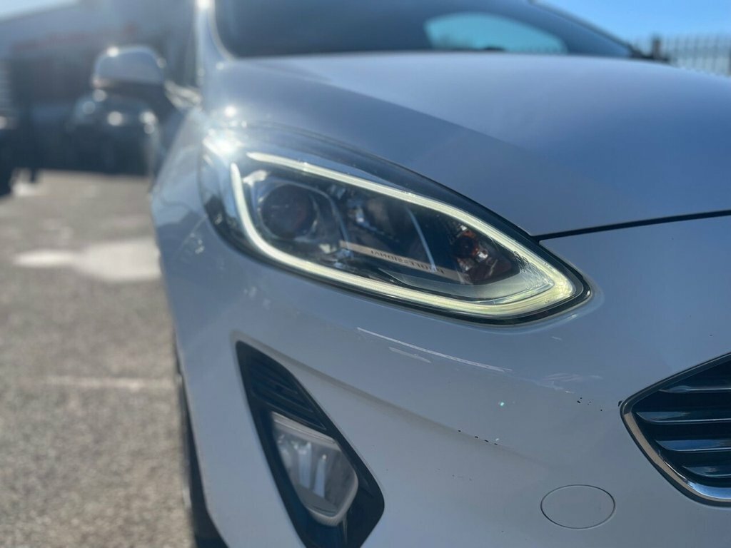 Ford Fiesta 1L Titanium SN67UYP White #4