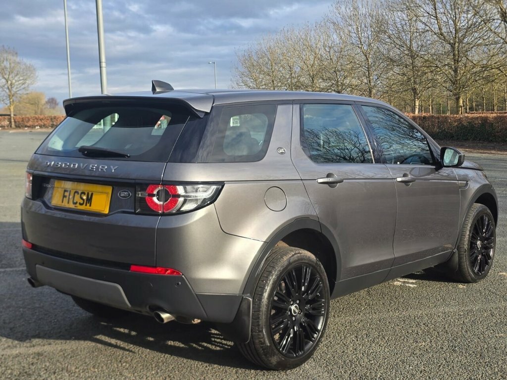 Land Rover Discovery Sport 2L Se Tech NJ19WHU Grey #4