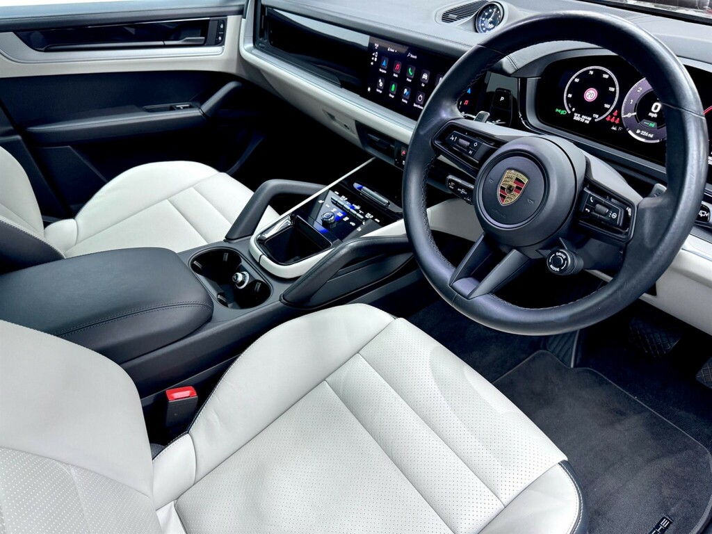 Porsche Cayenne 3.0 V6 E-hybrid 25.9Kwh Tiptronics 4Wd Euro 6 Ss BV73JDO Black #5