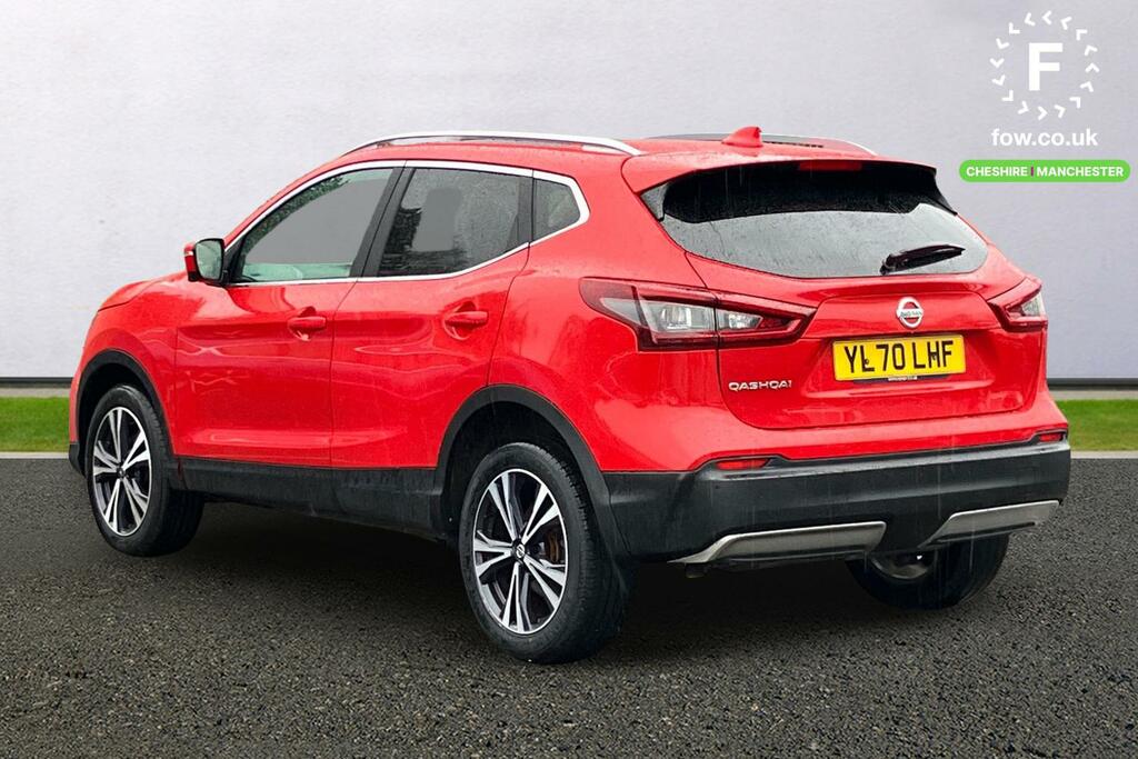 Nissan Qashqai 1.3 Dig-t 160 157 N-connecta Dct Glass Roof YL70LHF Red #2