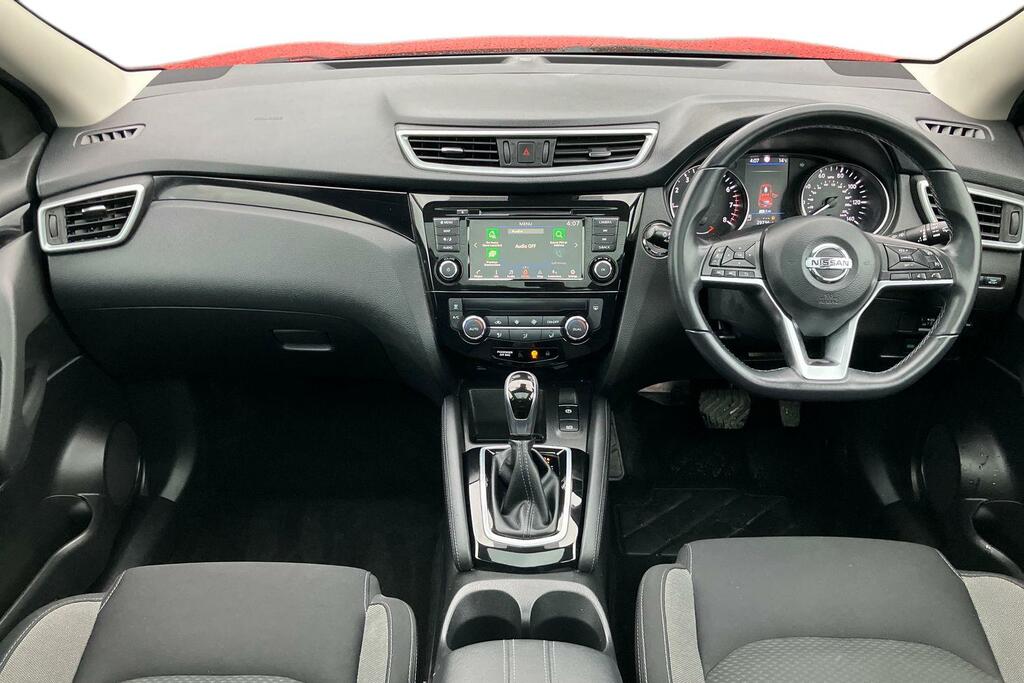 Nissan Qashqai 1.3 Dig-t 160 157 N-connecta Dct Glass Roof YL70LHF Red #3