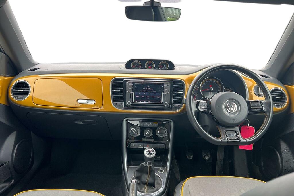 Volkswagen Beetle 1.2 Tsi Dune Yellow #3