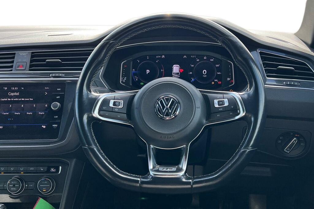 Volkswagen Tiguan 2.0 Tdi 150 R-line Tech Dsg MB19FHG Black #5