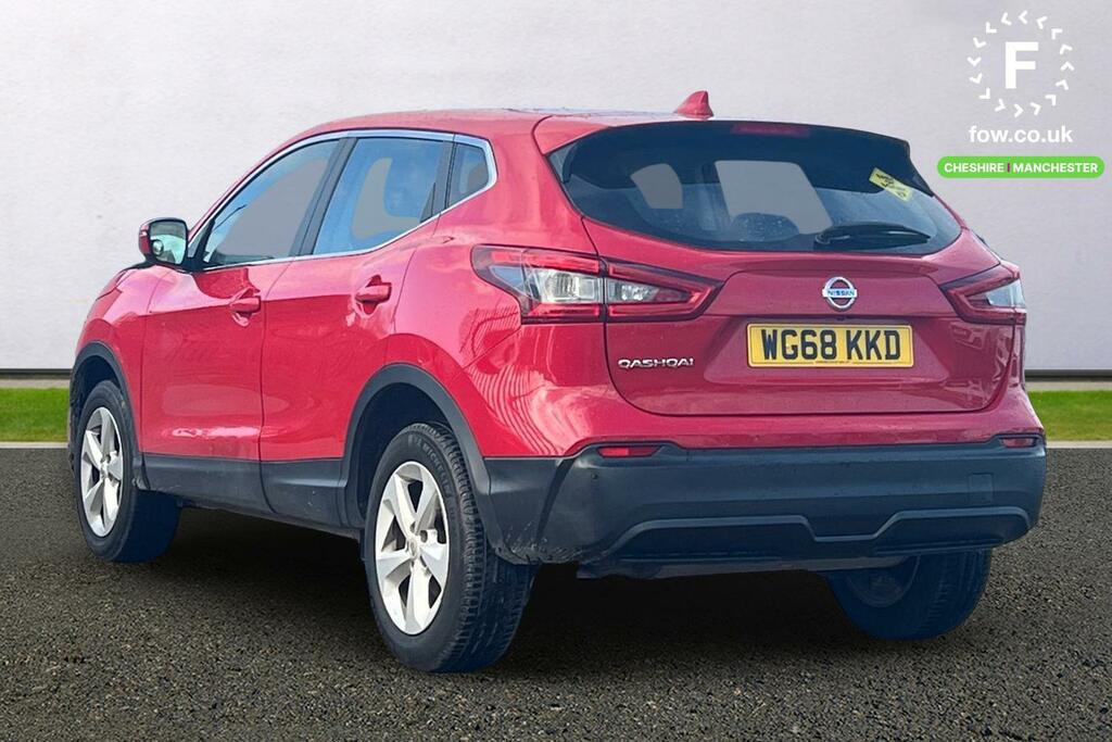 Nissan Qashqai 1.3 Dig-t Acenta Premium WG68KKD Red #2