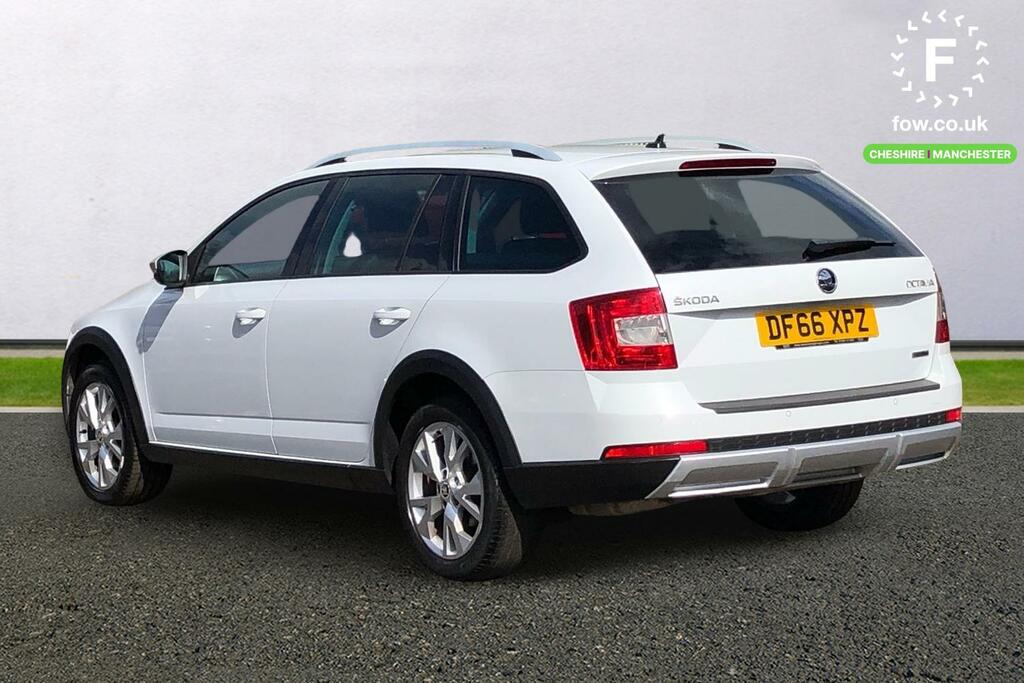 Skoda Octavia 2.0 Tdi Cr 184 Scout 4X4 Dsg White #2