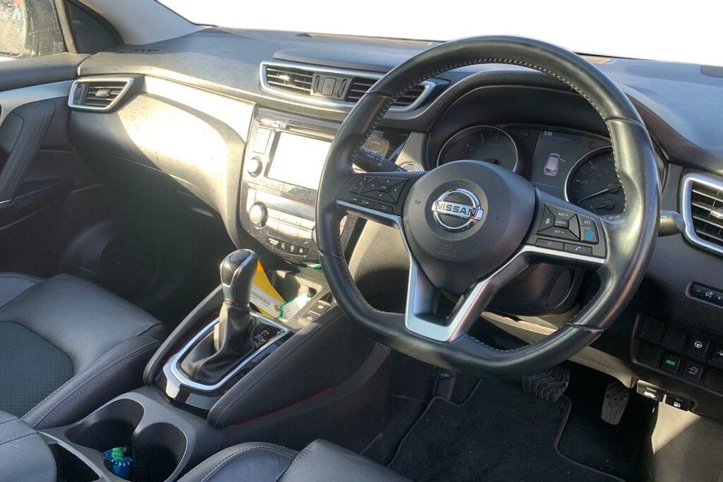 Nissan Qashqai 1.3 Dig-t 160 Tekna Dct VA69LKC Black #3