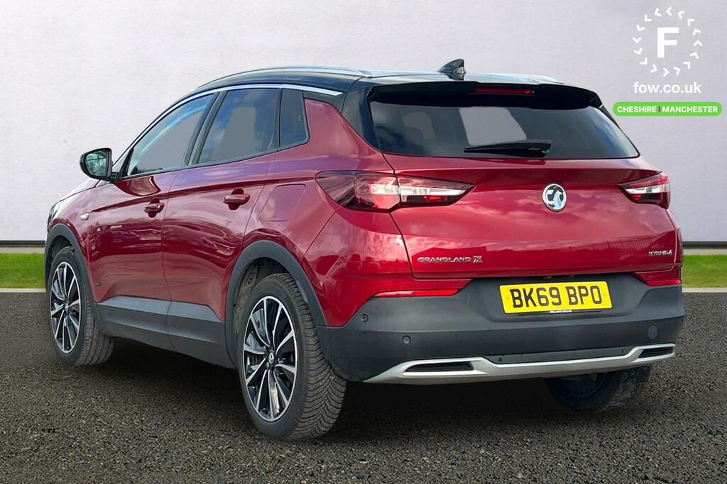 Vauxhall Grandland X 1.6 Hybrid4 300 Ultimate Nav Red #2