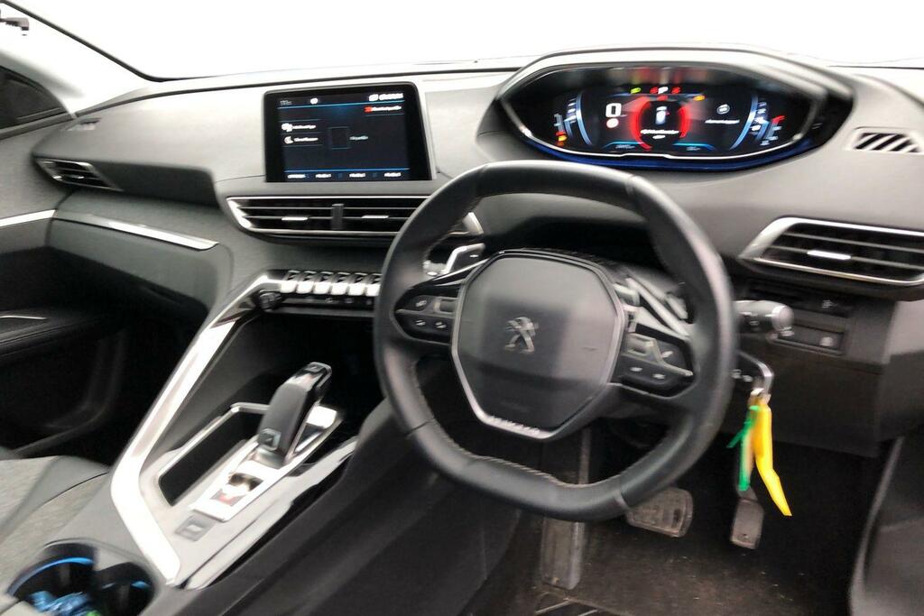 Peugeot 5008 1.2 Puretech Allure Eat8 EU20DDN White #3