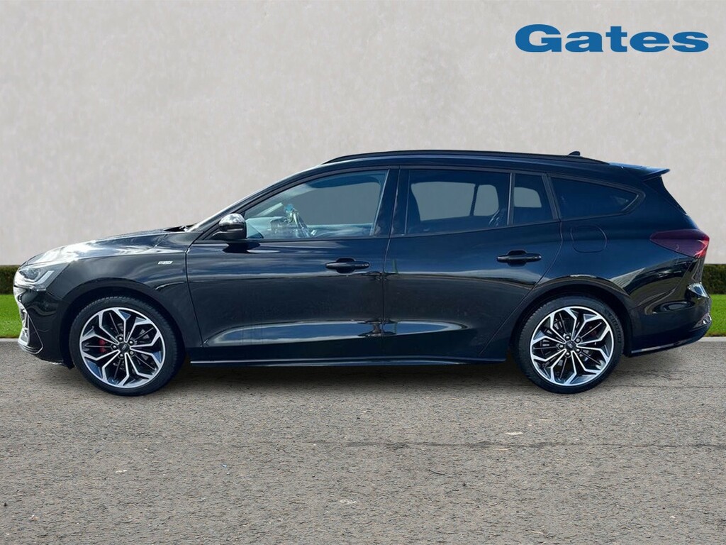 Ford Focus Estate St-line Vignale 1.0 125Ps SB22VKG Black #4