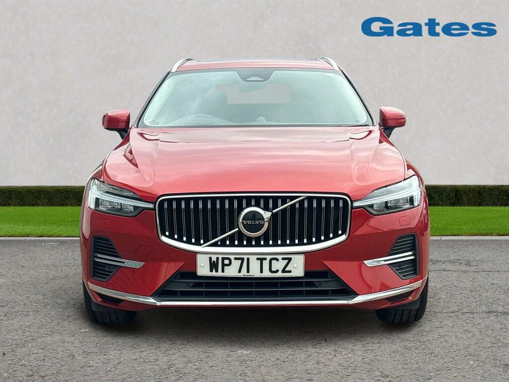 Volvo XC60 Inscrp Pro 2.0 T8rechrg Hybrid WP71TCZ Red #2