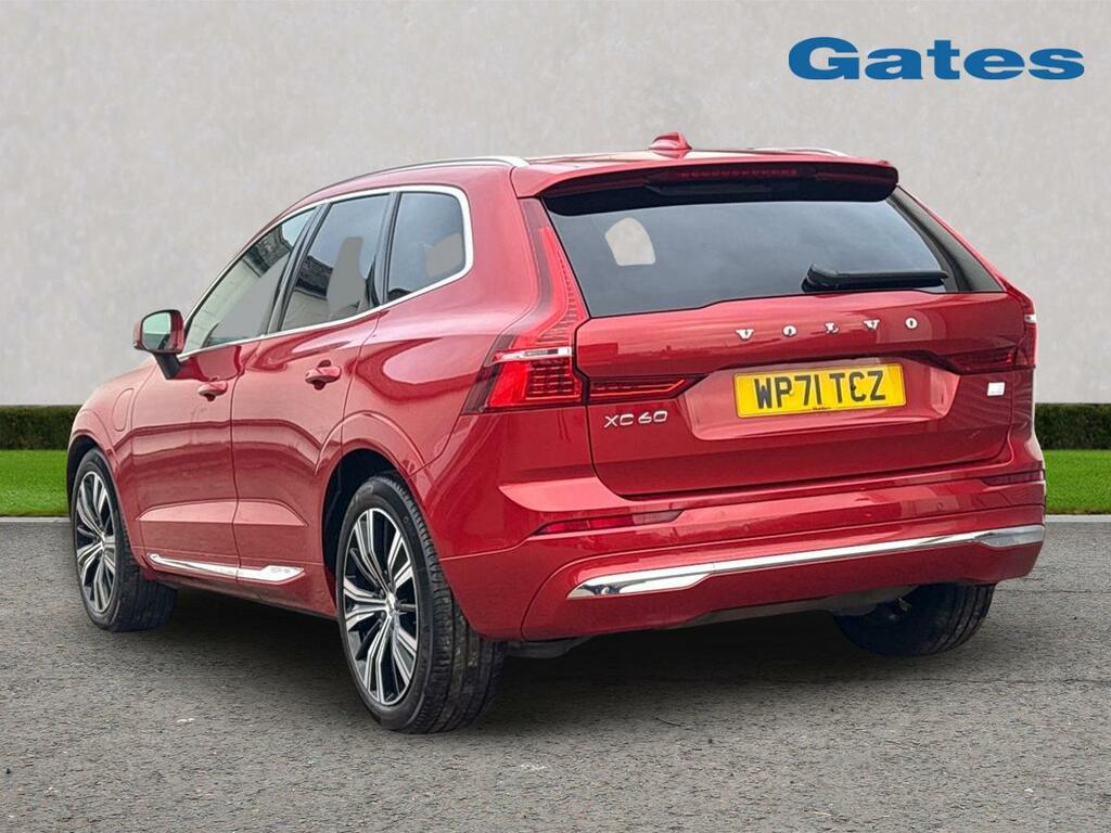 Volvo XC60 Inscrp Pro 2.0 T8rechrg Hybrid WP71TCZ Red #5