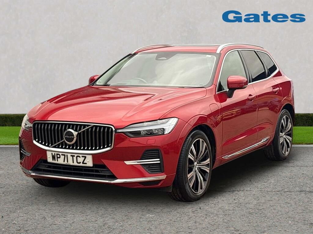 Volvo XC60 Inscrp Pro 2.0 T8rechrg Hybrid WP71TCZ Red #3