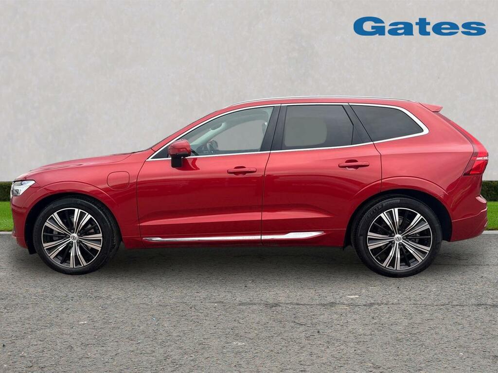 Volvo XC60 Inscrp Pro 2.0 T8rechrg Hybrid WP71TCZ Red #4