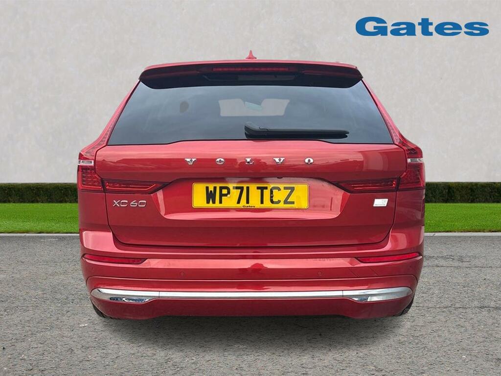 Volvo XC60 Inscrp Pro 2.0 T8rechrg Hybrid WP71TCZ Red #6