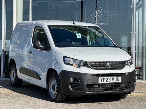 Peugeot Partner Bluehdi Professional Premium White