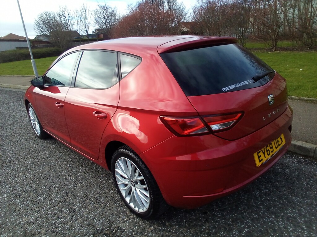 Seat Leon Hatchback 1.5 Tsi Evo Se Dynamic 201969 EY69UEX Red #6